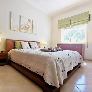 Kintsugi House Apartment