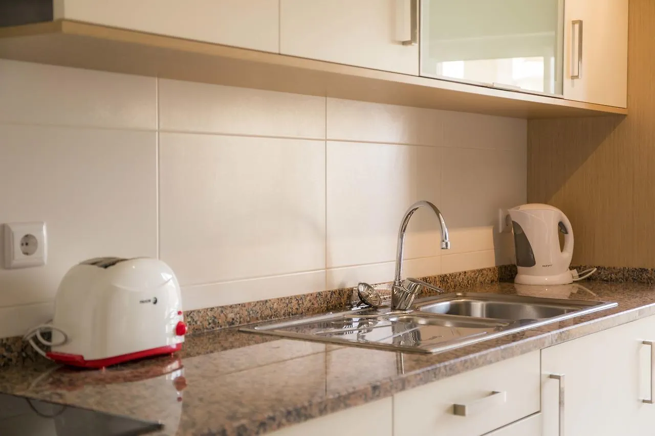 Apartamento C02 - Luxury 3 Bed With Pool View Lagos