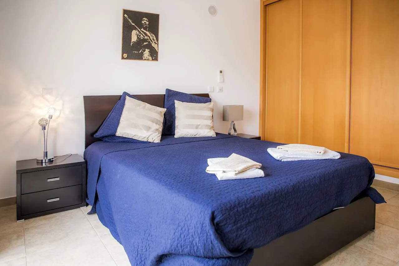 Apartamento C02 - Luxury 3 Bed With Pool View Lagos 0*,